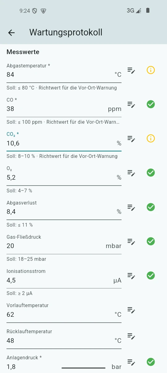 Norlyvo-App, Wartungsprotokoll, Messwerte: Abgastemperatur 84 °C und CO₂ 10,6 % liegen außerhalb des Solls und tragen ein gelbes Hinweis-Zeichen statt des grünen Häkchens.