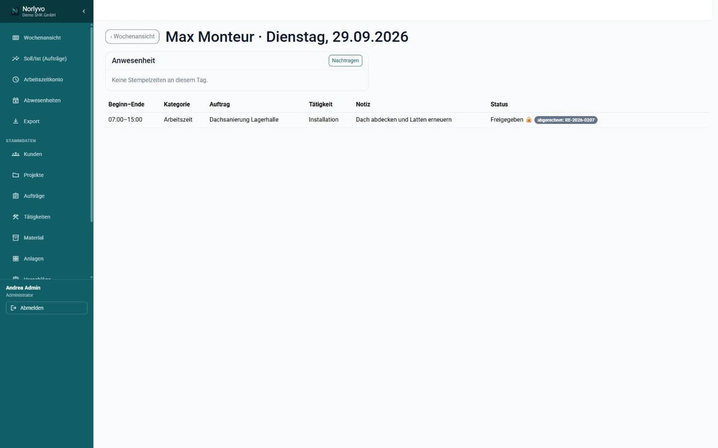 Norlyvo-Backoffice, Tagesansicht eines Monteurs: Die Buchung ist freigegeben, mit Schloss gesperrt und trägt das Kennzeichen „abgerechnet: RE-2026-0207“.